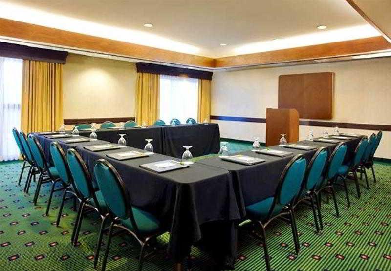 Courtyard By Marriott Oklahoma City Northwest Zařízení fotografie
